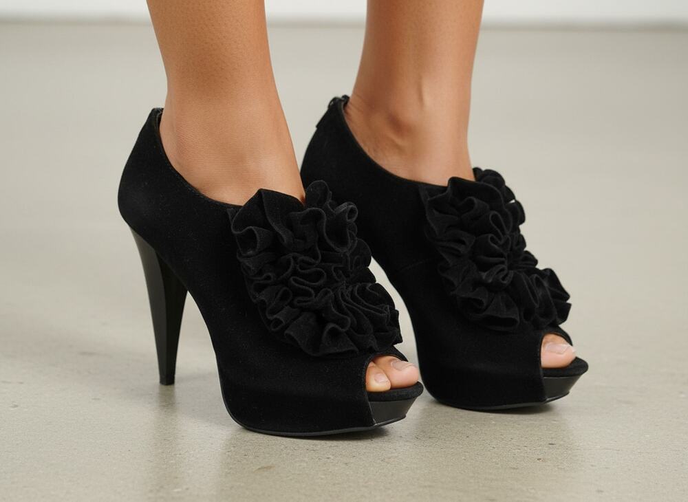 Black Velvet Peep Toe Platform Heels – Size 8, Ruffle Detail, 5” Heel